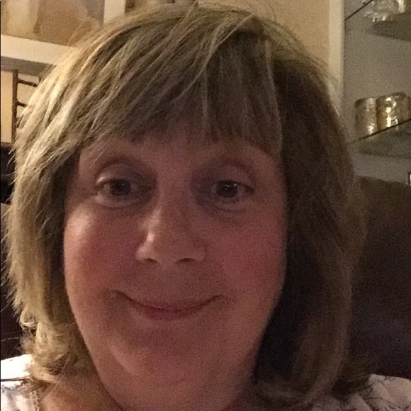 Meet your Posher, Rachele - Picture 1 of 1